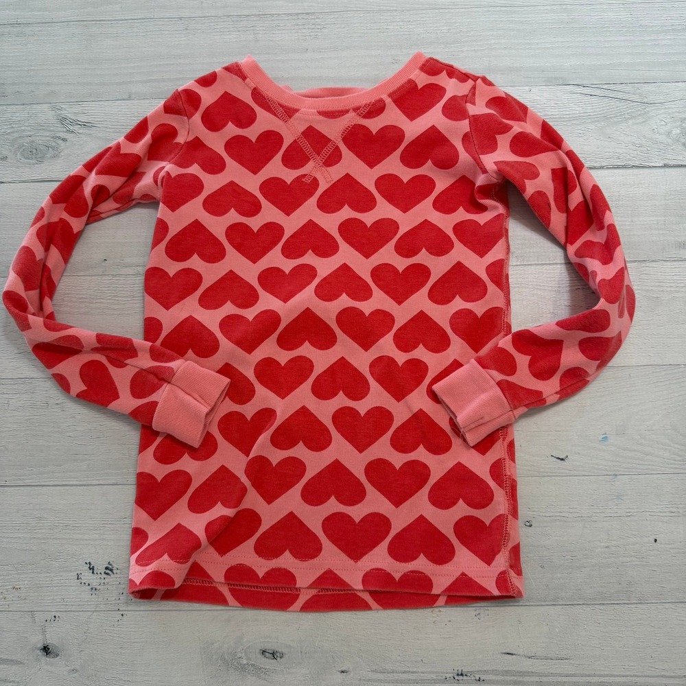 Primary kids‎ pink red hearts pajamas top only size 6/7